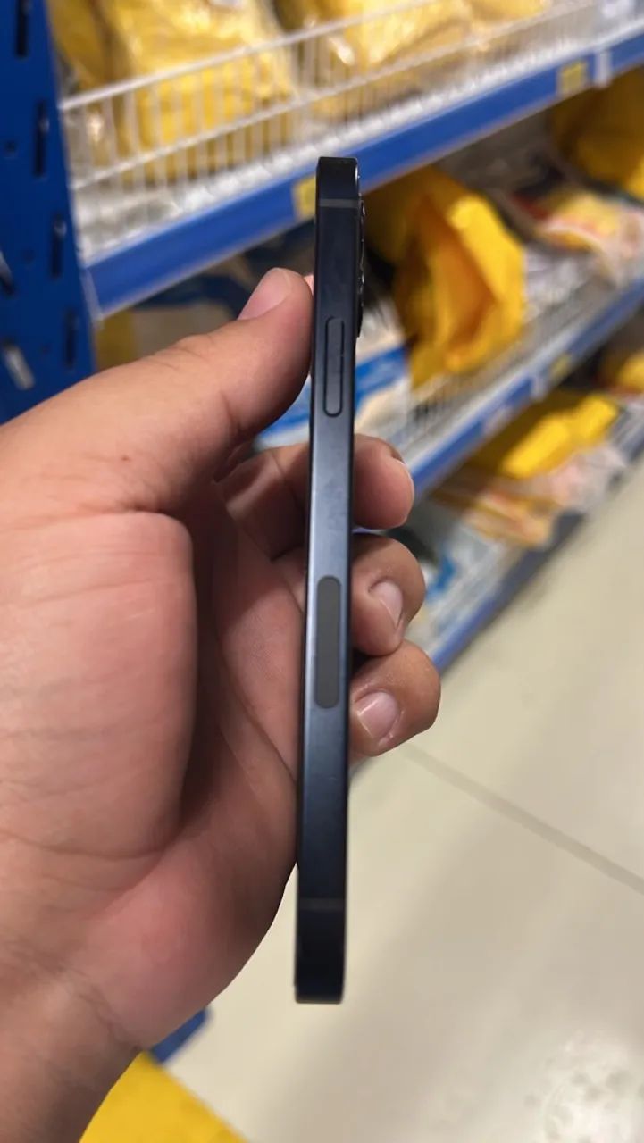 IPHONE 12 64gb PRETO - Foto 4