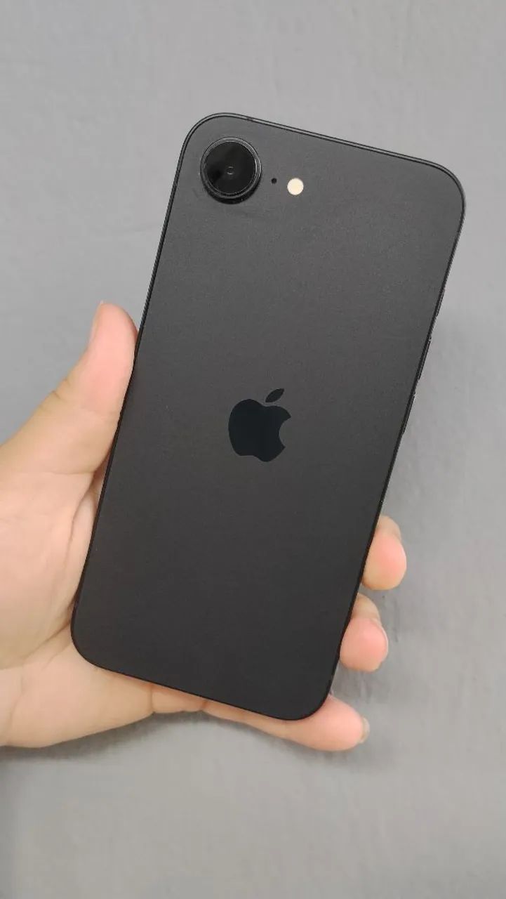 iPhone 16e  - Foto 2