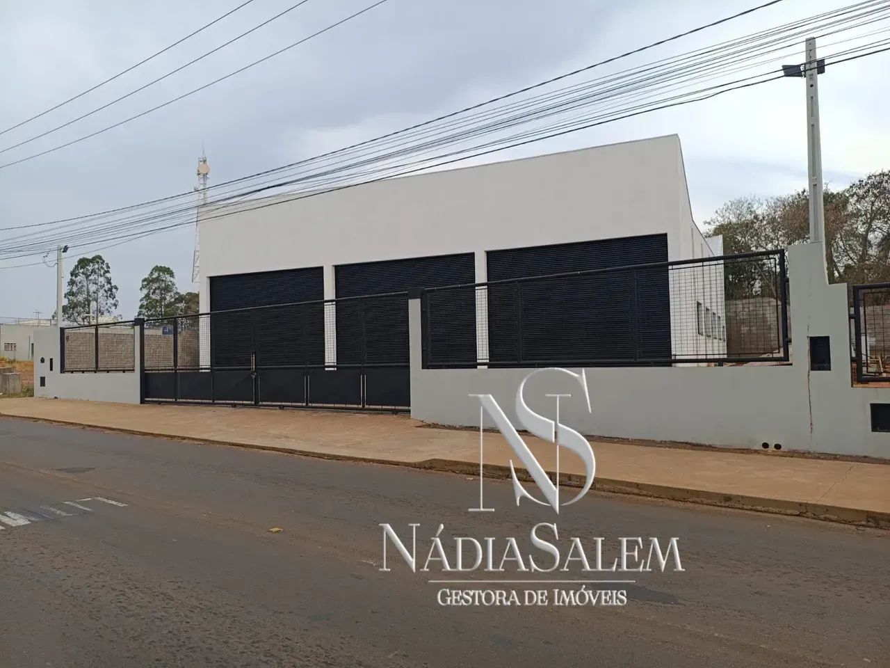 GALPÃO PARA ALUGUEL EM SAO MANUEL-SP