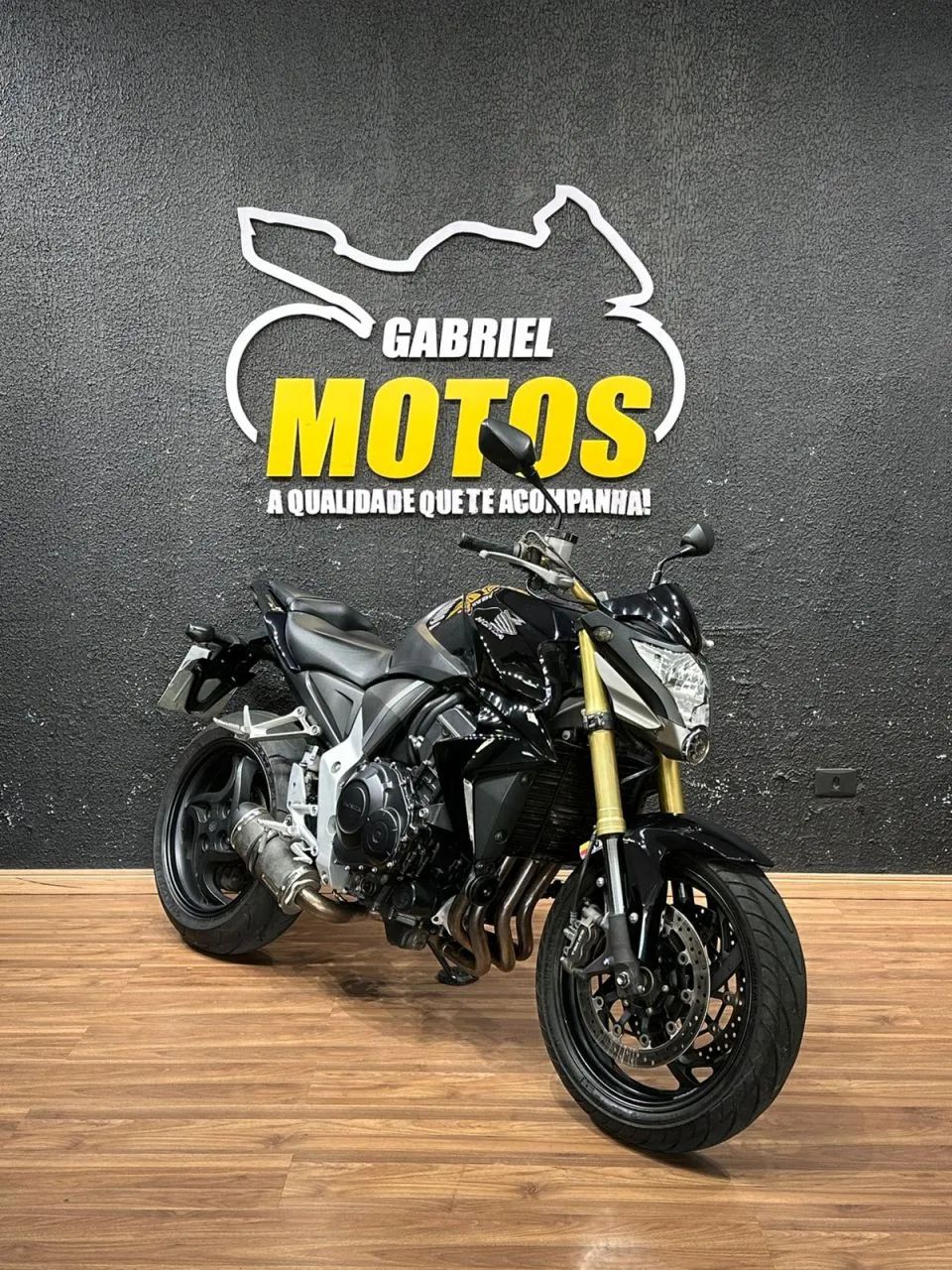 HONDA CB 1000 R  - 2014 - Foto 3