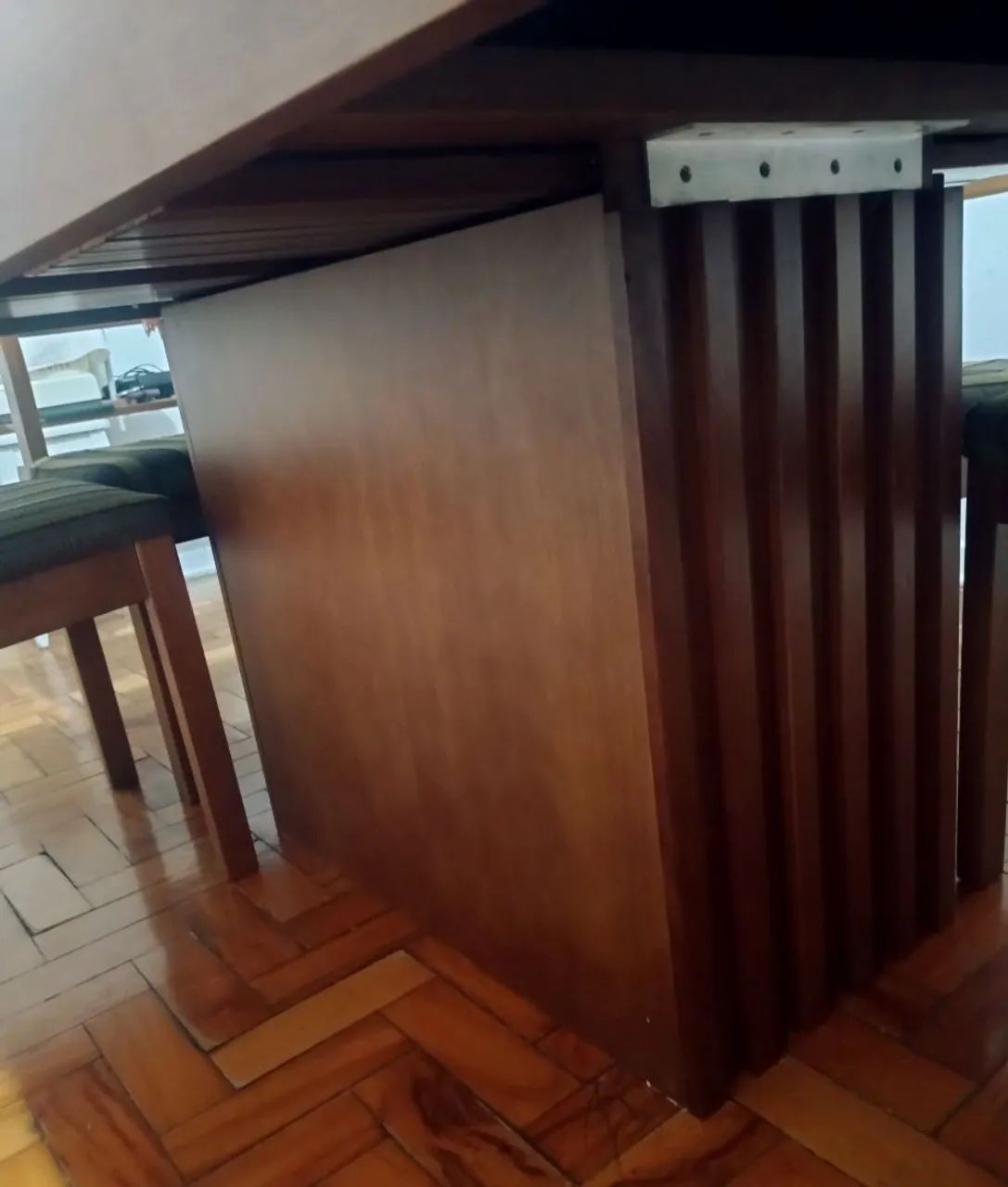 Mesa de jantar extensão com 8 cadeiras  - Foto 4