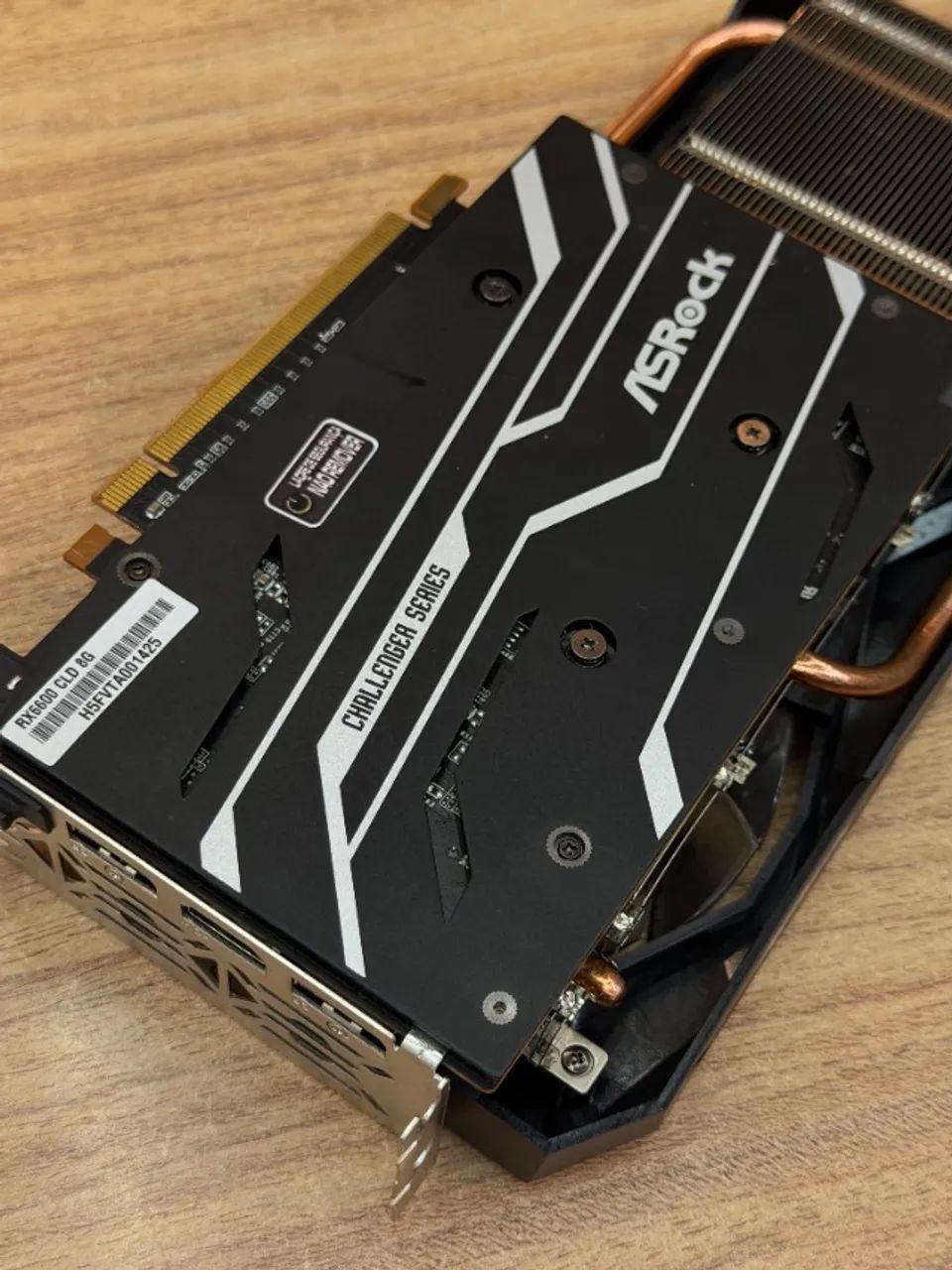 Placa de Vídeo ASRock Radeon RX 6600 Challenger D | 8GB GDDR6 | RDNA 2 | Backplate  - Foto 3