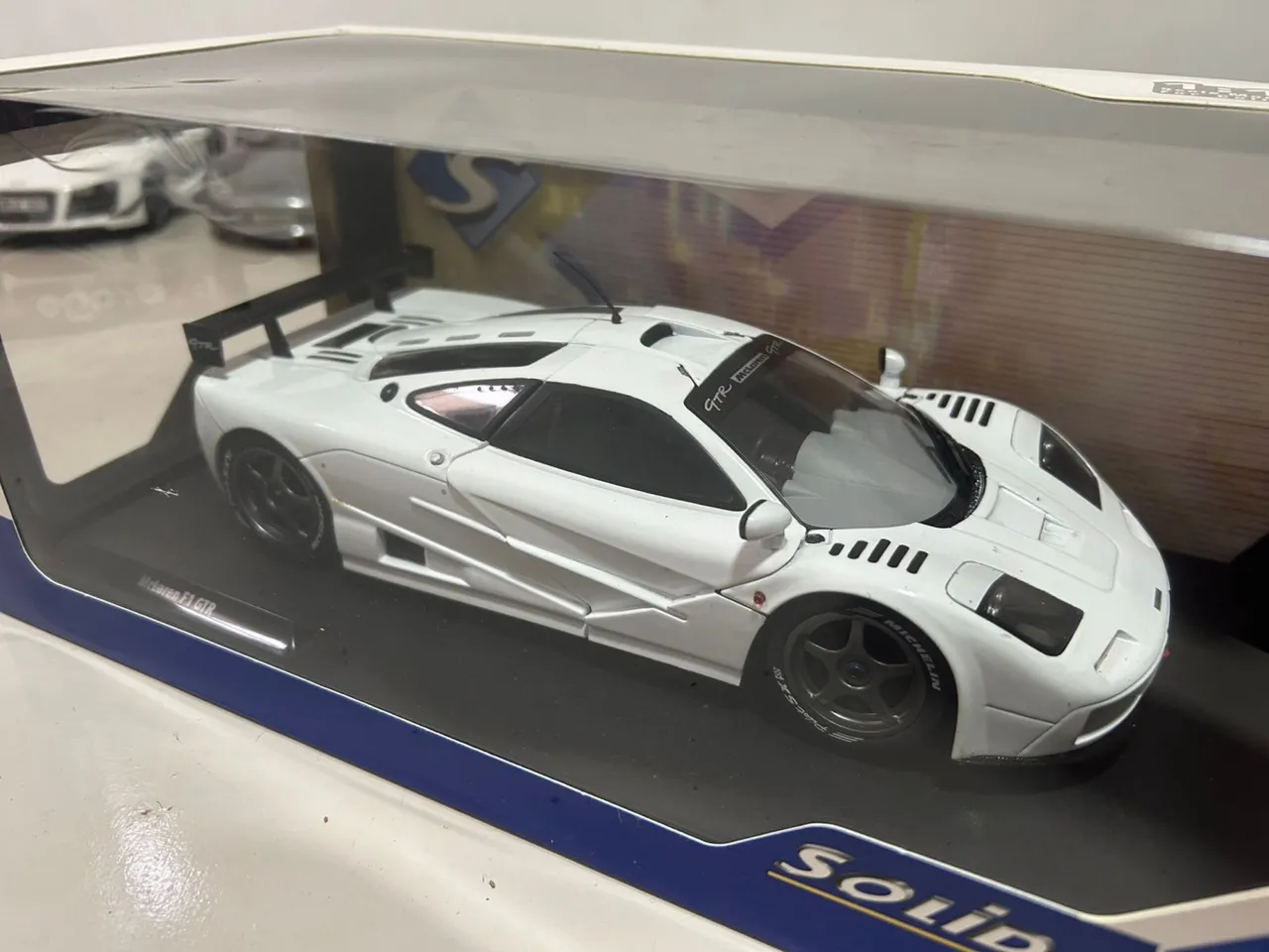 Tomica Limited Vintage NEO TLV Ferrari F40 1989 Vermelho 1/64
