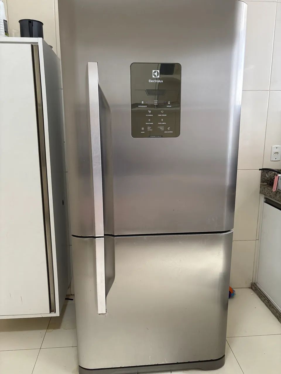 Geladeira com freezer 