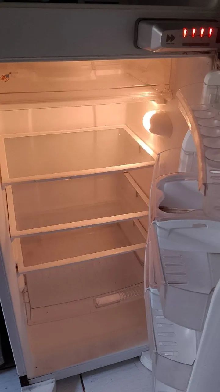 Geladeira Brastemp  - Foto 2
