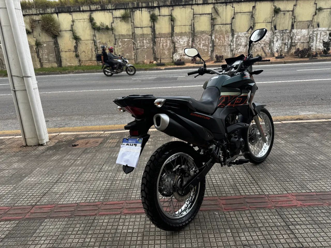 Vendo  XRE 190 Adventure, Muito nova  - Foto 4