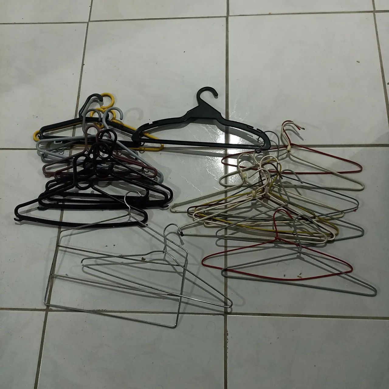 Cabide de roupa  (26 sortidos) - Foto 2