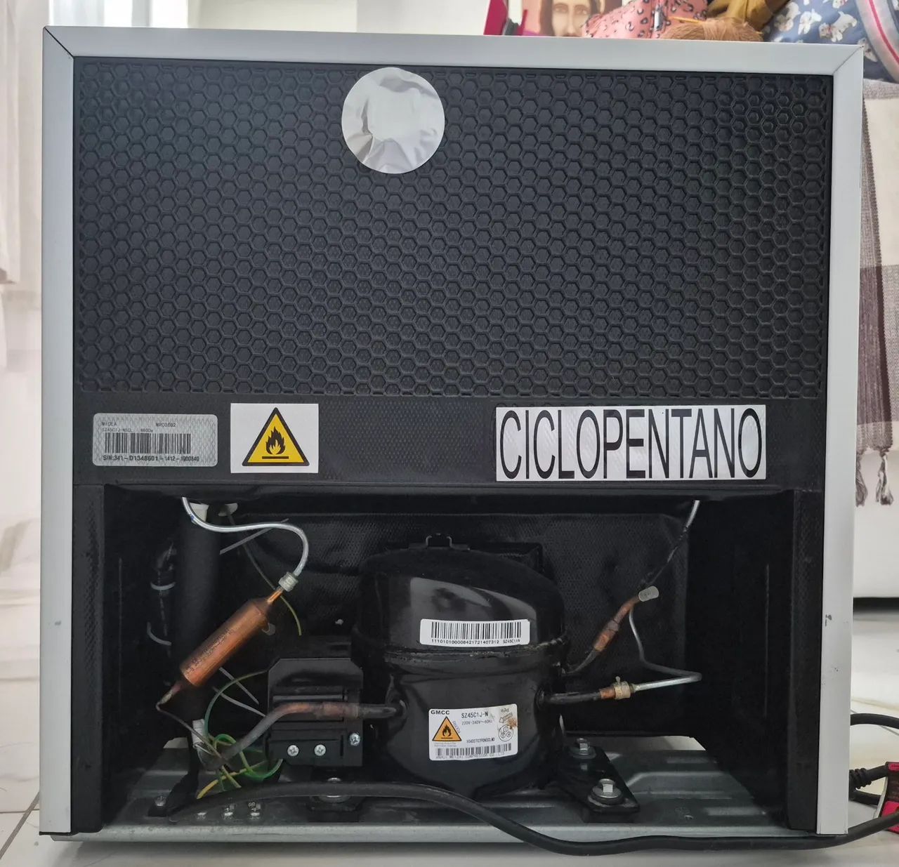 Frigobar Midea 45L Branco  - Foto 5