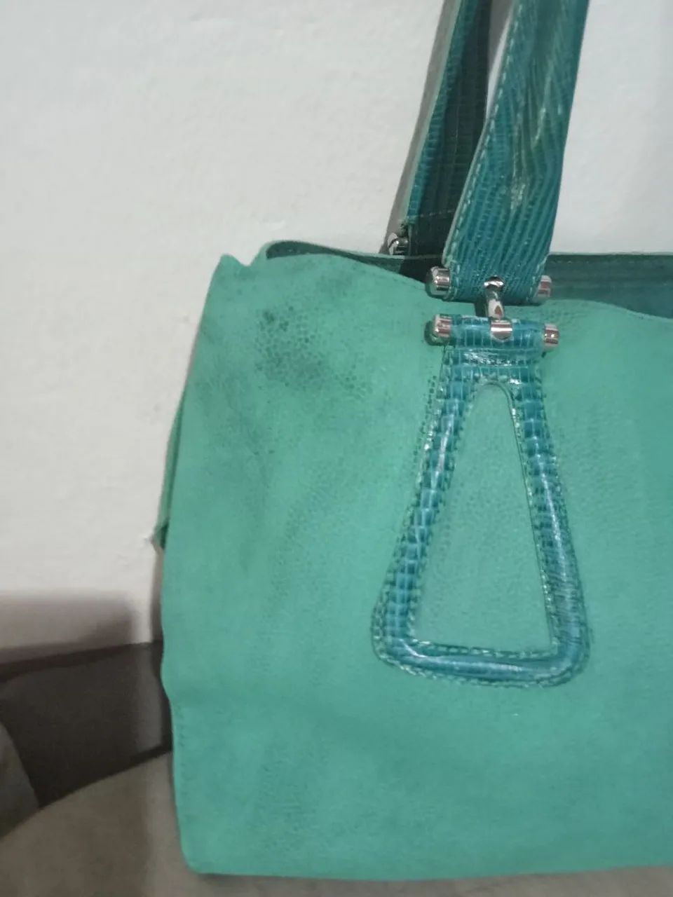 Bolsa Saad de couro legítimo na cor verde Tiffany  - Foto 4