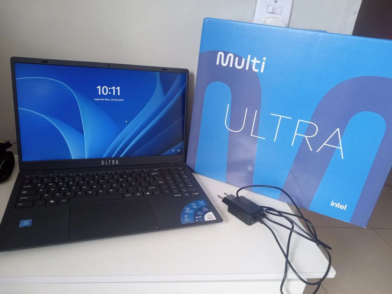 Vendo notebook novo 
