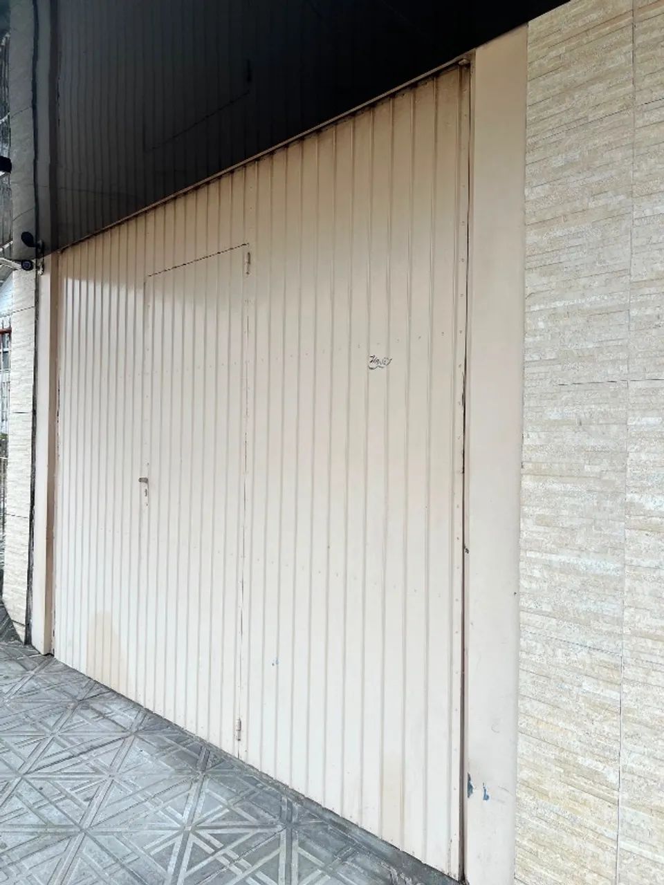 Vende-se Portão de elevação 