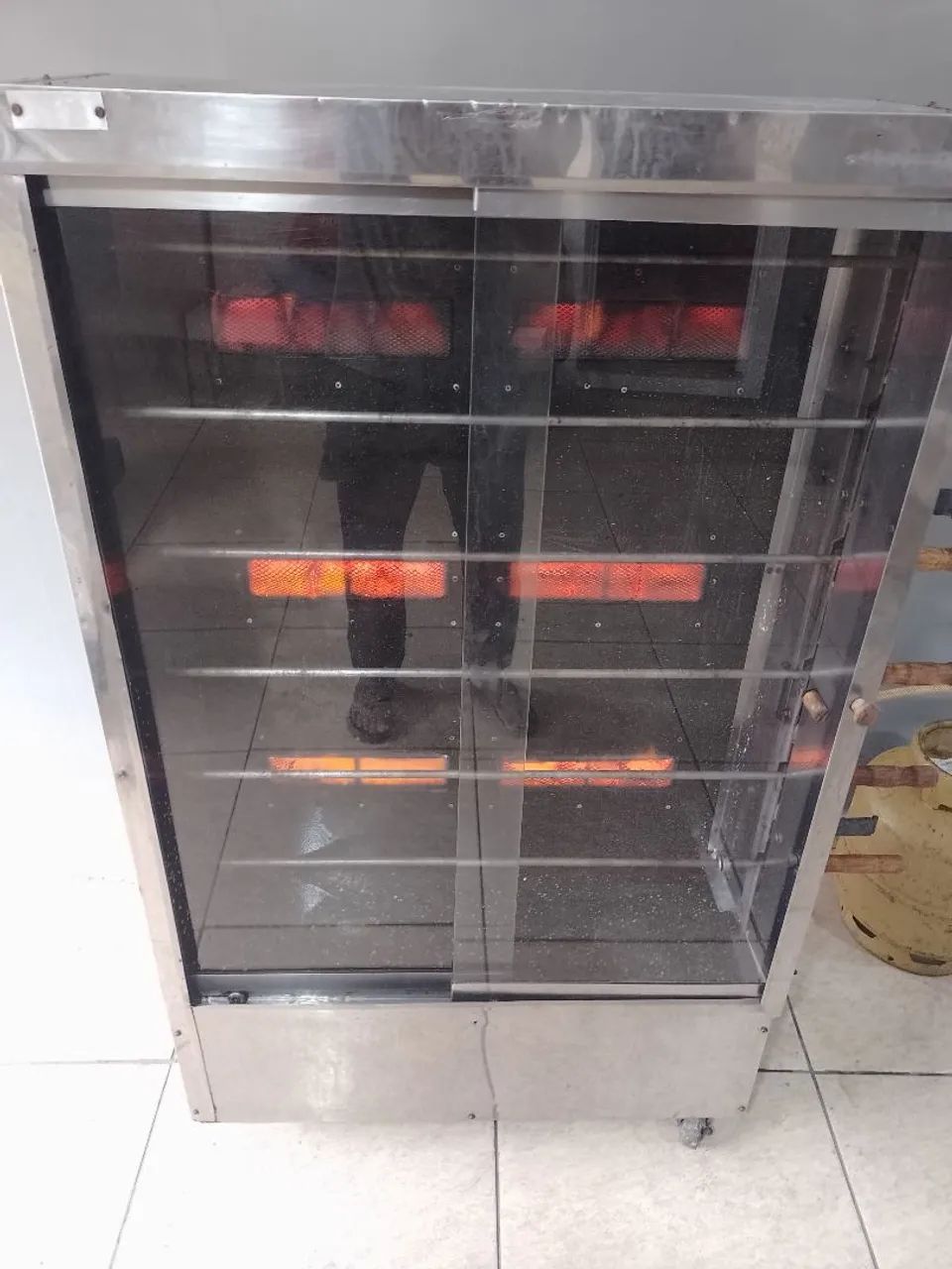 Máquina de assar frango frangueira 110/220 - Foto 4