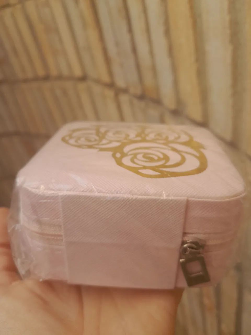 Mini porta-joias com aplique dourado  - Foto 3