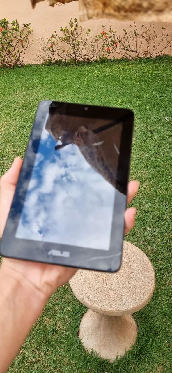 Vendo Tablet marca ASUS - Foto 3