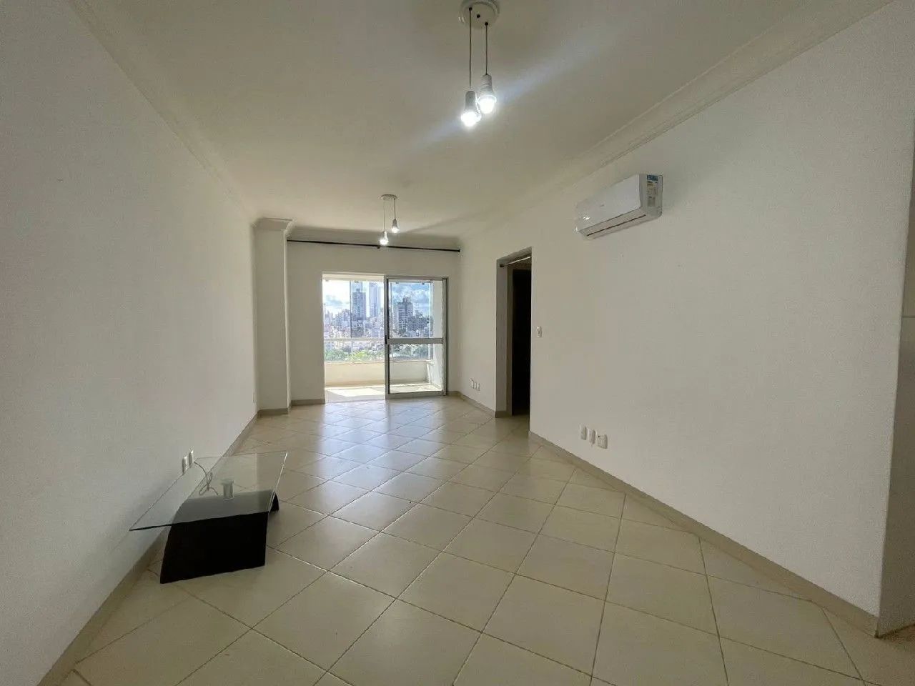 Apartamento no centro próx. AABB - Foto 2