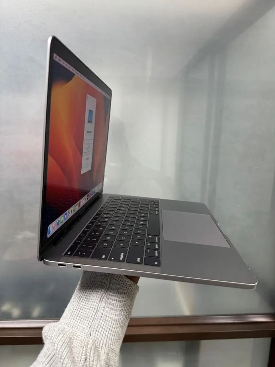 MacBook Pro 2017 - 256GB SSD Retina Original - Notebooks - Portal