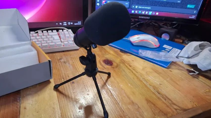 MICROFONE STREAMER DE MESA - BRIGHT