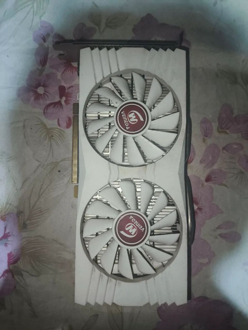 RX 580 BRANCA Em perfeito estado