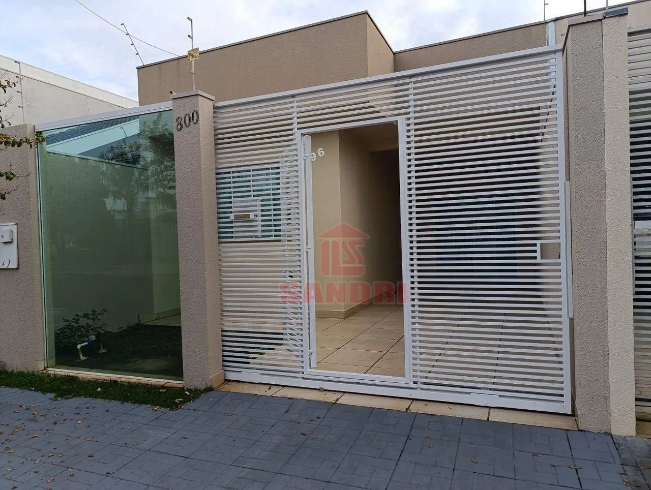 EXCELENTE RESIDENCIA PROX AV MANDACARU