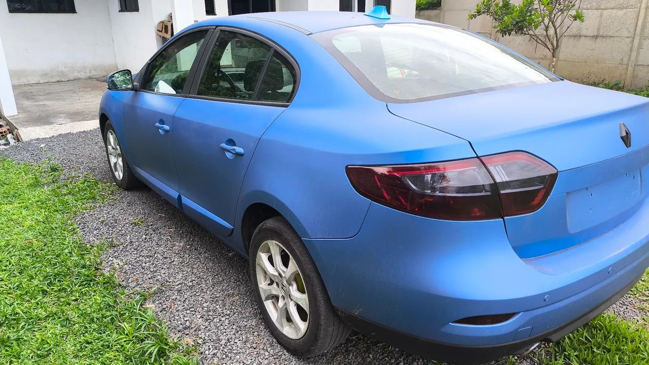 Renault Fluence Sed. Dynamique 2.0 16V Flex Mec. 2014 - Foto 4