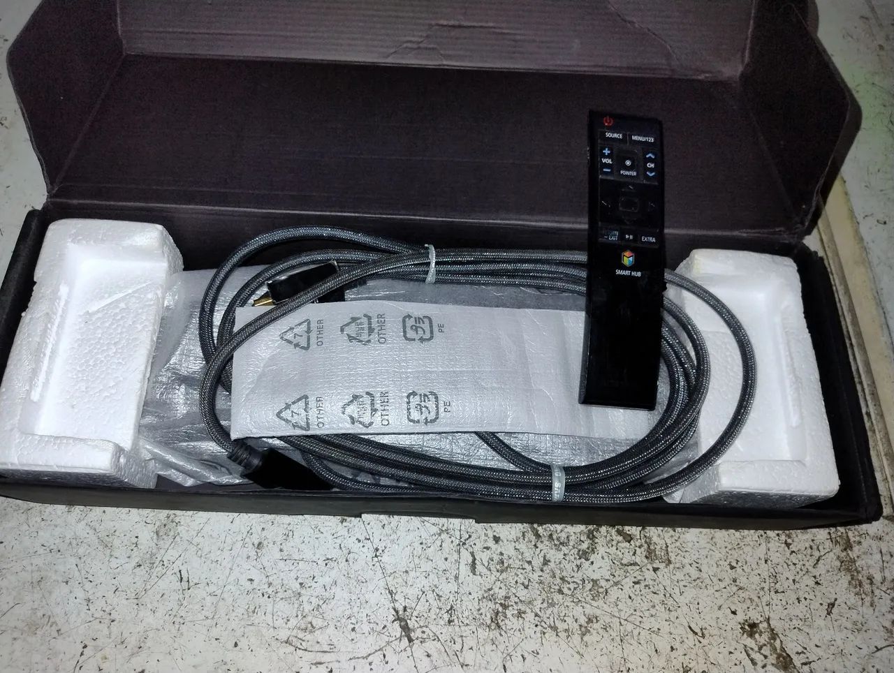One Connect sansung UN55F9000 - Foto 4