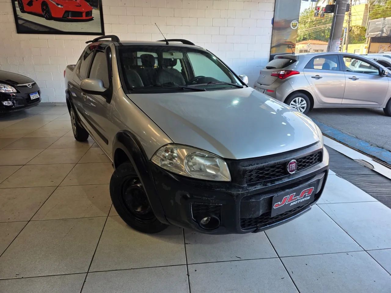 Fiat Strada Working HARD 1.4 Fire Flex 8V CD, foto 2 de 9