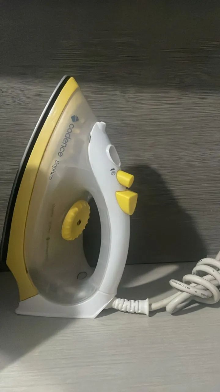 Vendo ferro de passar roupas - Foto 2