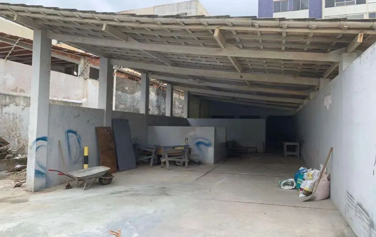 GALPÃO BEM LOCALIZADO E ESTRUTURADO  NO COSTA AZUL - Foto 3