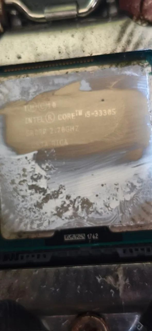 Processador i5 3330 com cooler intel 