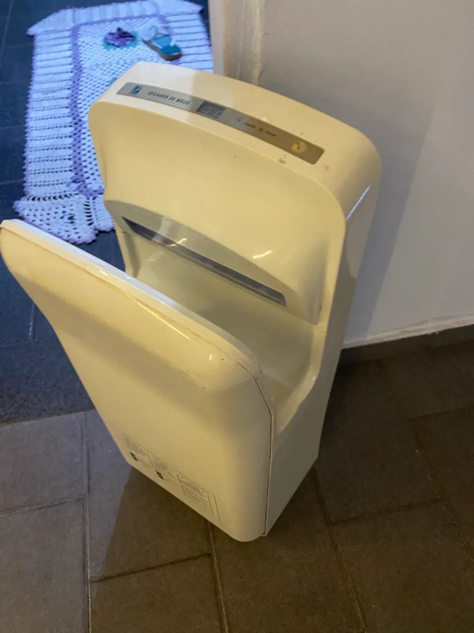 Secador de mãos 