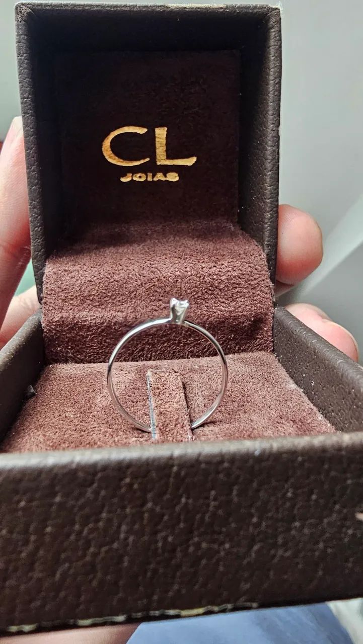 ANEL DE NOIVADO- DIAMANTE E OURO BRANCO - Foto 4
