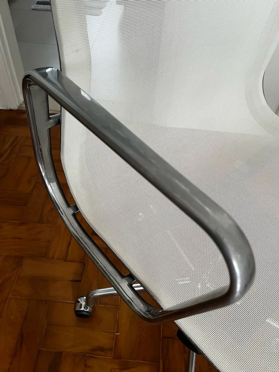 Cadeira de escritório Eames - Foto 2