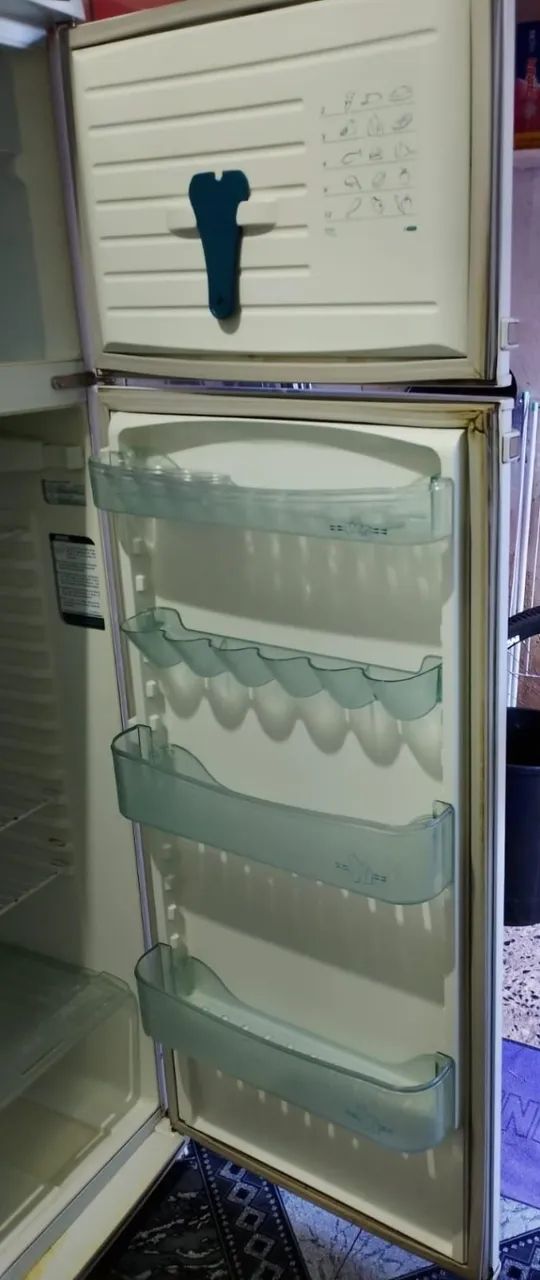 Geladeira Dako
