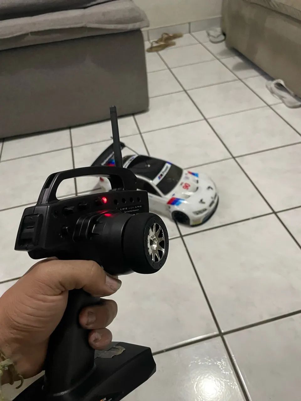 BMW 1/10 elétrico  - Foto 2