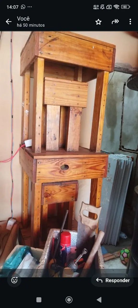 Mesa com cadeira