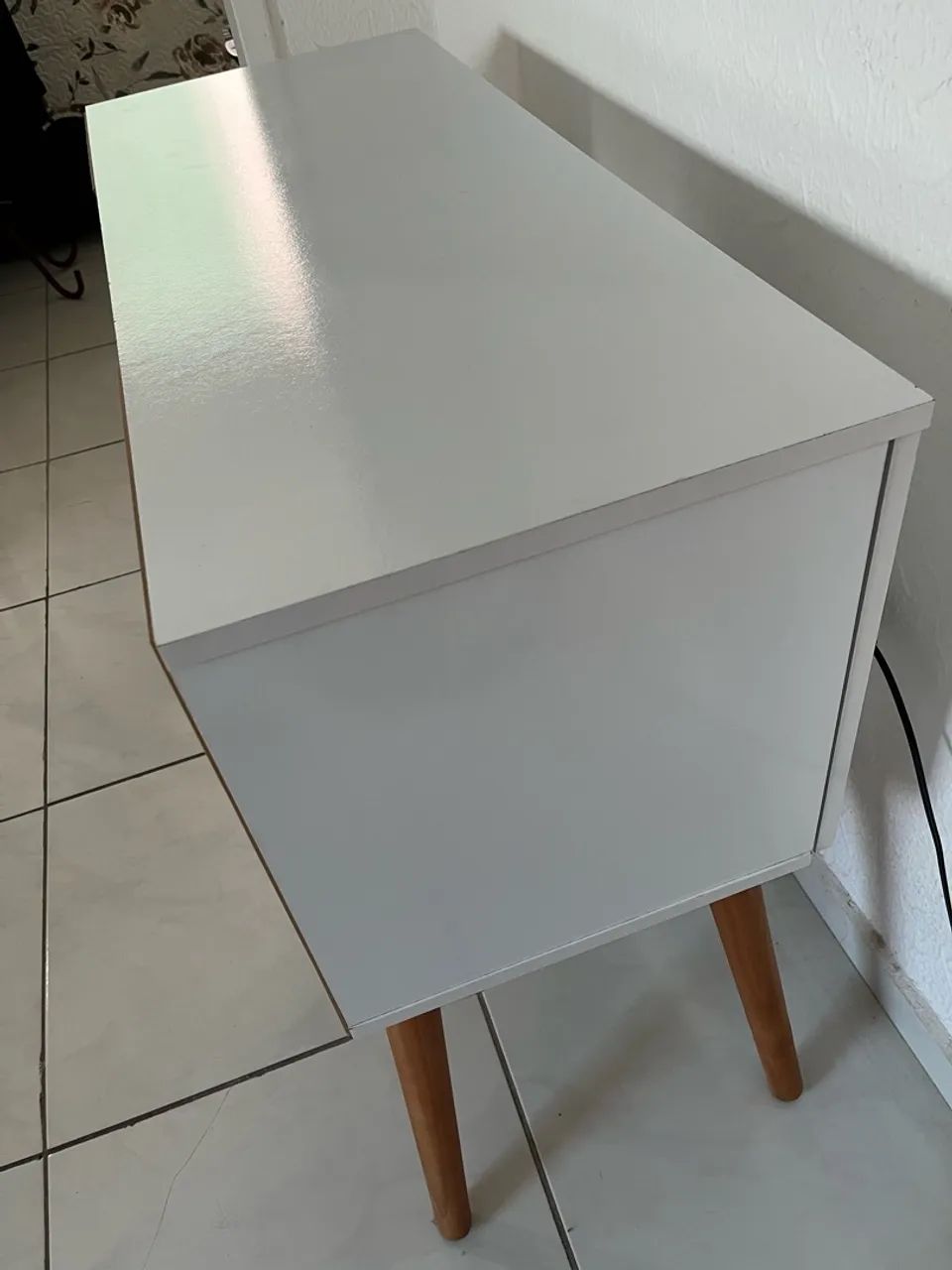 Rack Retrô (Branco - Amadeirado) - Foto 4