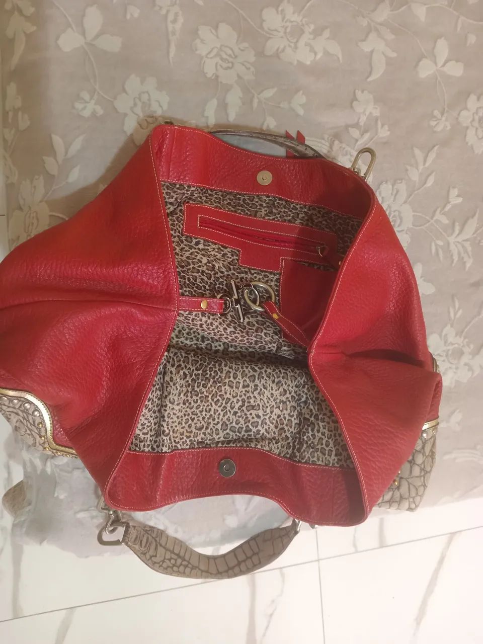 Bolsa de couro vermelha  - Foto 2