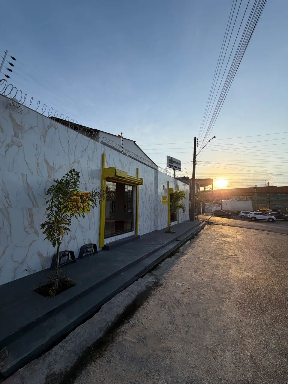 Alugo ponto comercial no japim 