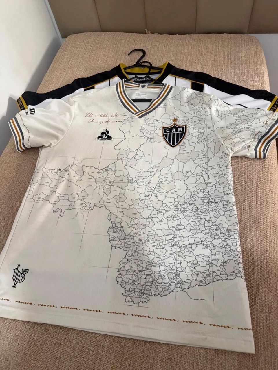 4 Camisas do Manto da Massa ORIGINAL  - Foto 3