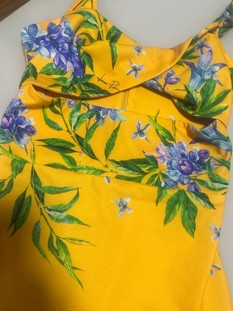 Vestido lança perfume  - Foto 4
