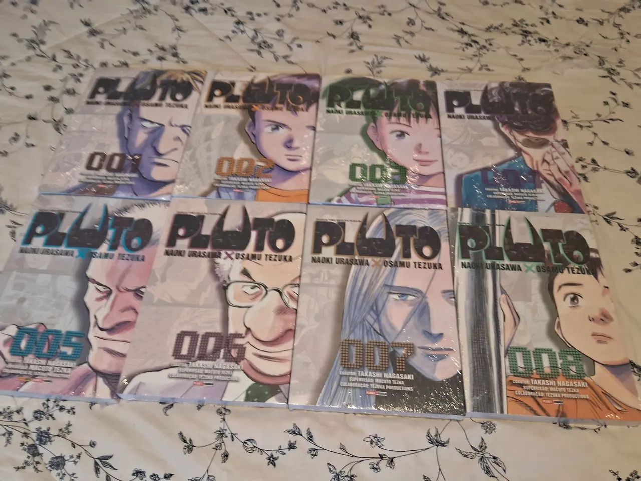 Coleção completa de Pluto