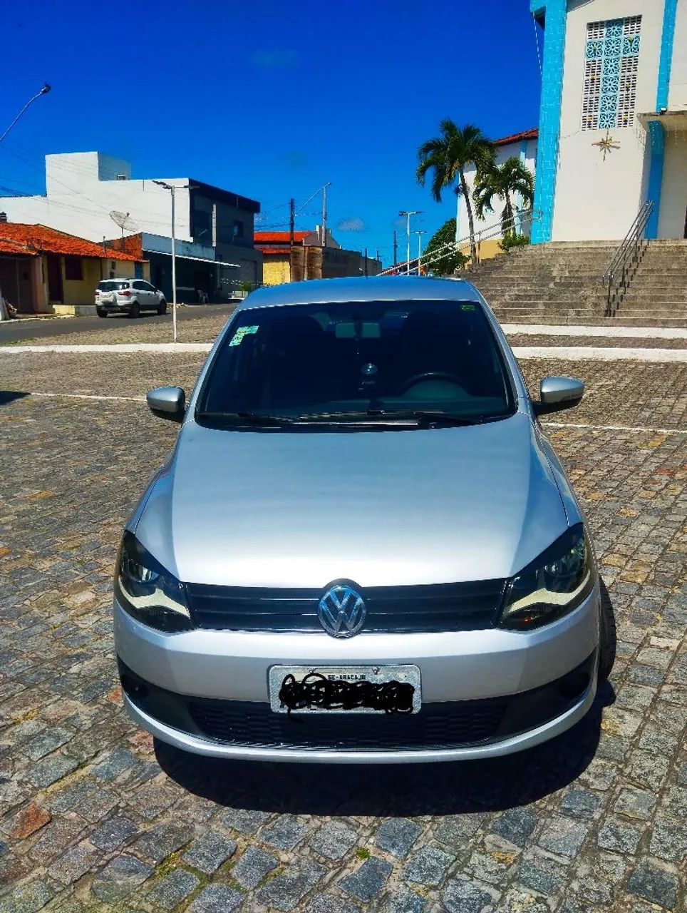 Volkswagen Fox 1.0 MI Total Flex 8V 5P 2014 - Foto 2