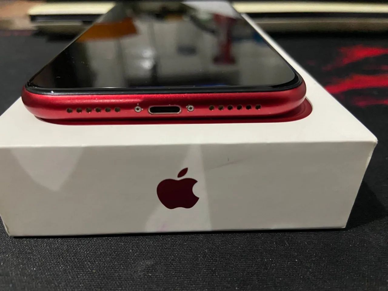 iPhone 11 Red 64gb  - Foto 3