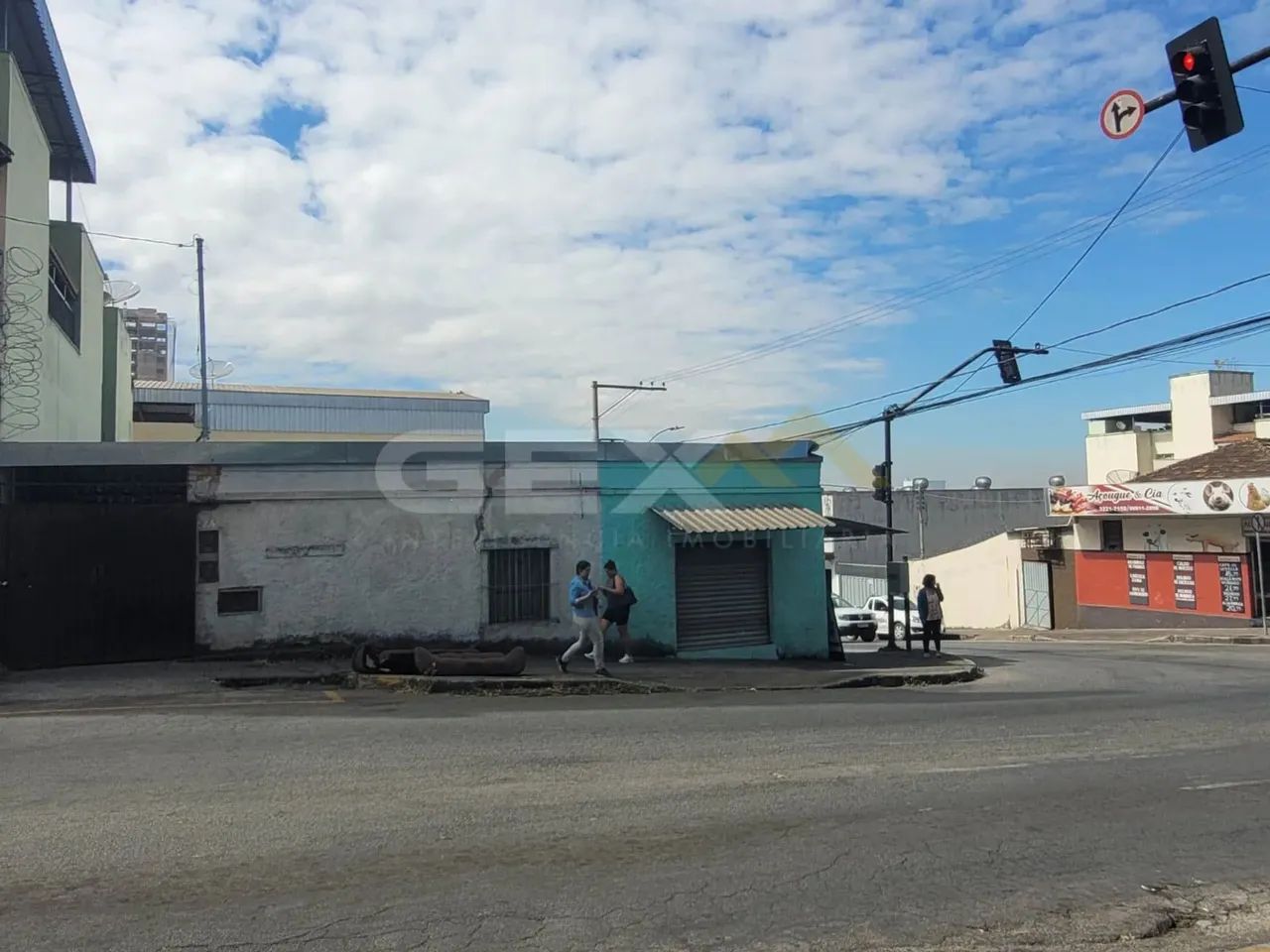 Lote de esquina à venda no Centro - Foto 3