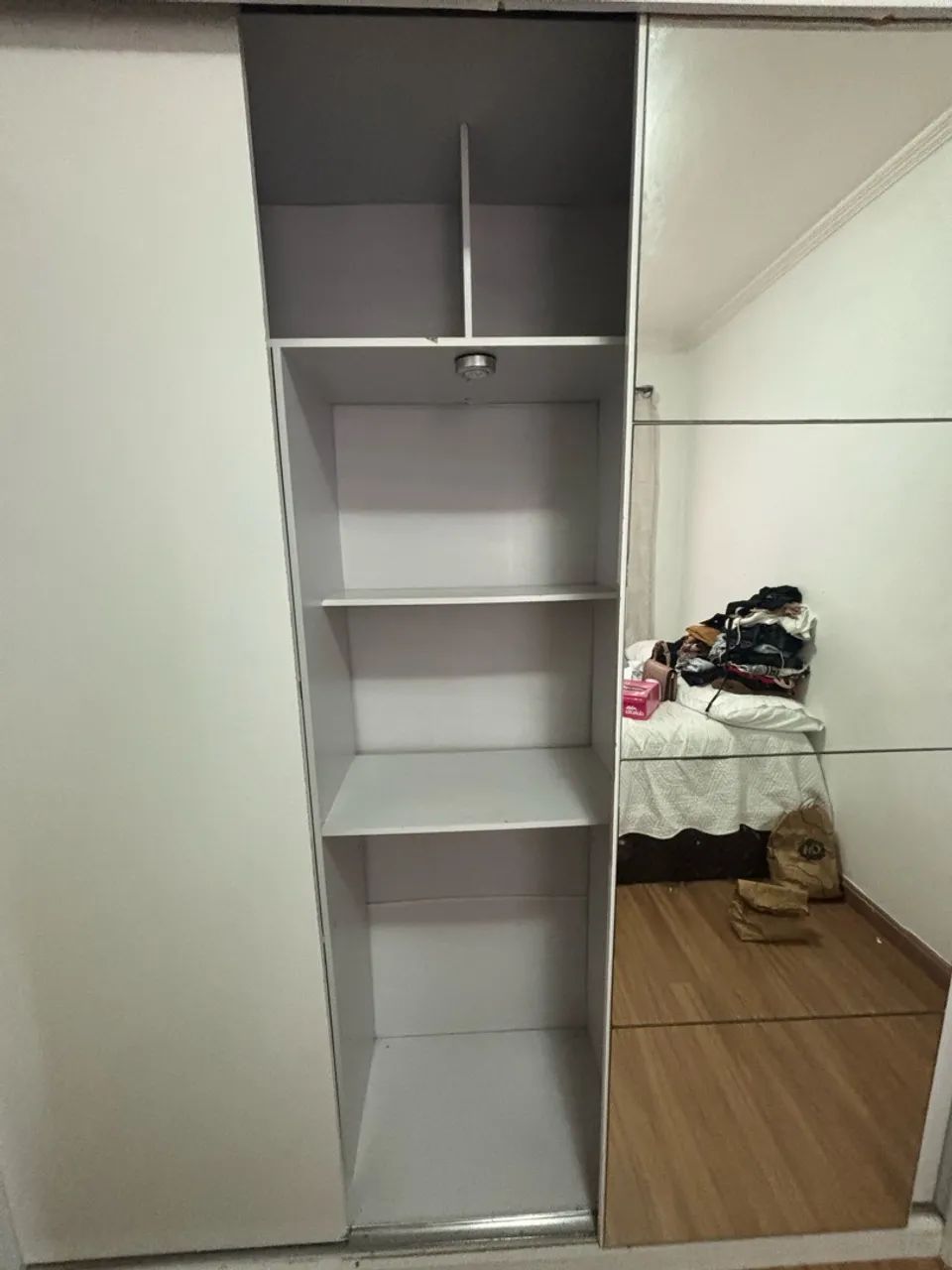 Guarda Roupa 03 portas. - Foto 4