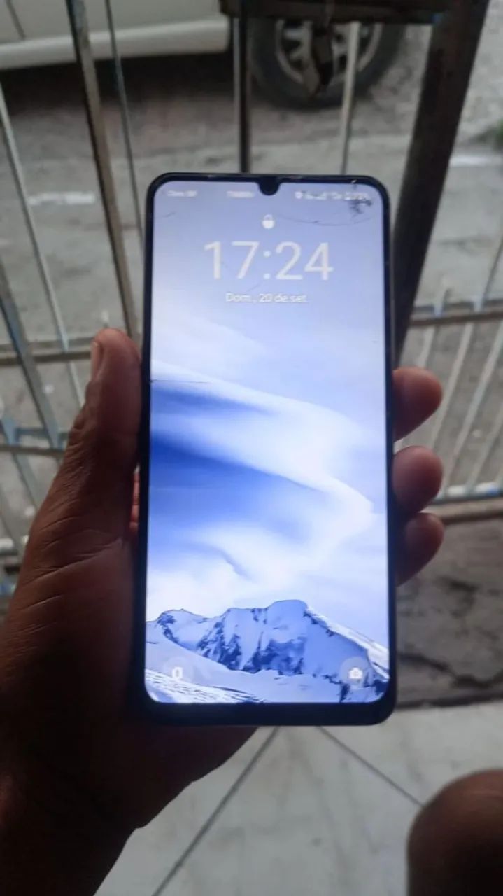 Vendo celular Realme A70 - Foto 2