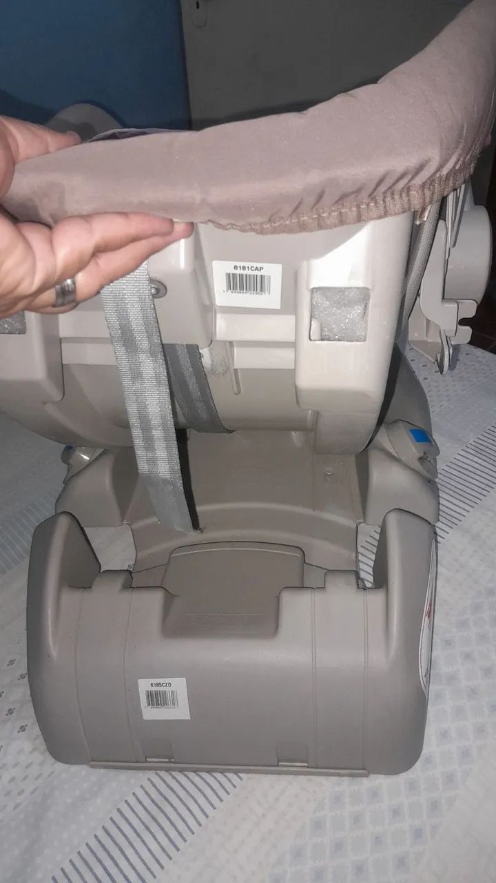 Bebê conforto com alta qualidade com uma base de encaixe . - Foto 5