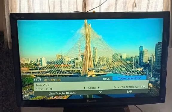 Tv digital Panasonic 42"