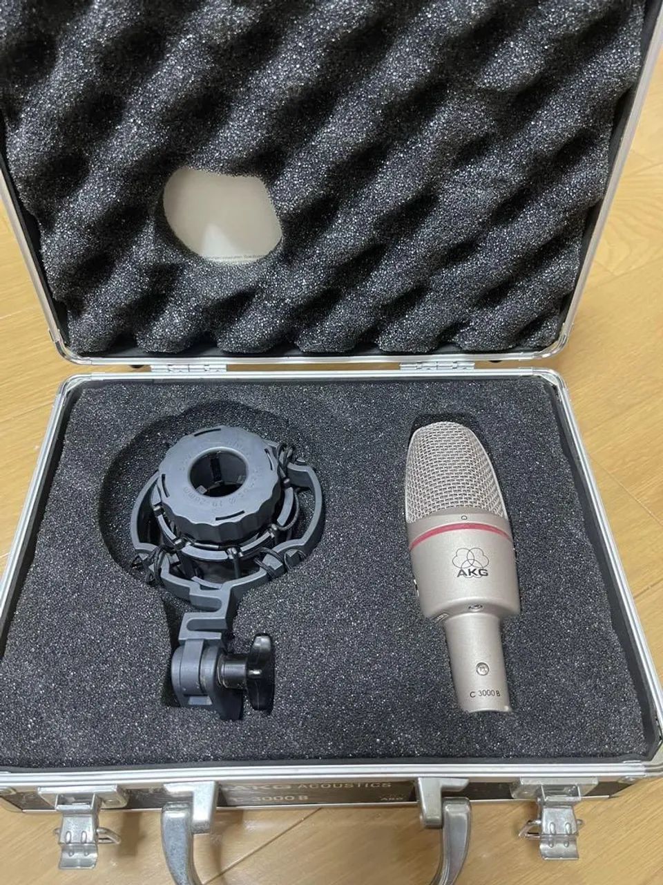 MICROFONE PODCAST AKG C3000 PROFISSIONAL B
