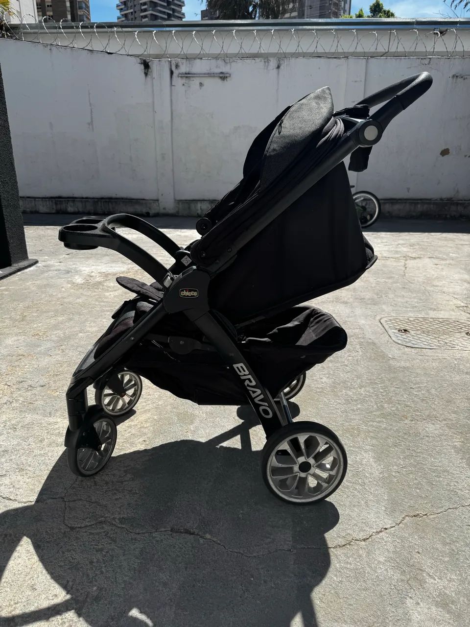 Vendo carrinho de Bebê Chicco Bravo!
